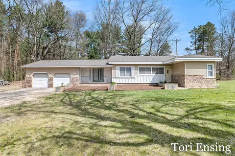 12375 13 Mile, Greenville, MI 48838