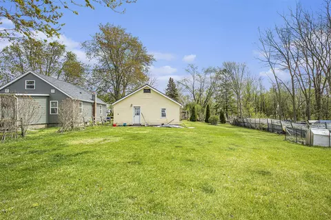 Exterior - 640 S Walker, Bronson, MI 49028 photo 3 of 3