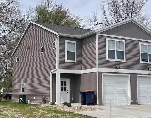 544-546 Diekema, Holland, MI 49423