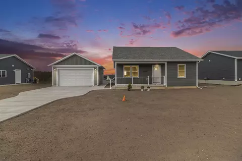 253 Stonecrest Dr, Shelby, MI 49455