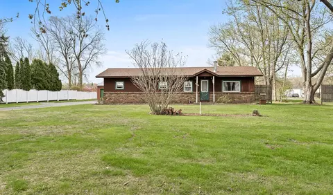 5898 142nd, Holland, MI 49423