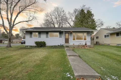 2996 Lakeview, Ann Arbor, MI 48103