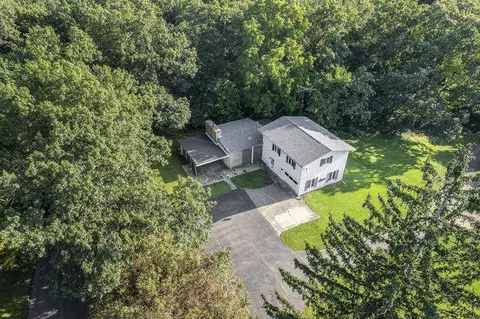 3100 Whipple, Jackson, MI 49201
