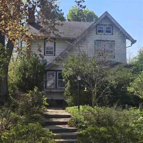303 Wildwood, Ann Arbor, MI 48103