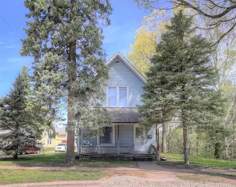 659 Huron, South Haven, MI 49090
