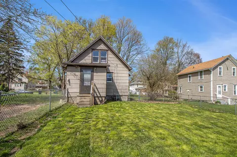 436 22nd, Springfield, MI 49037 photo 13