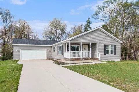 525 66th, Grand Rapids, MI 49548