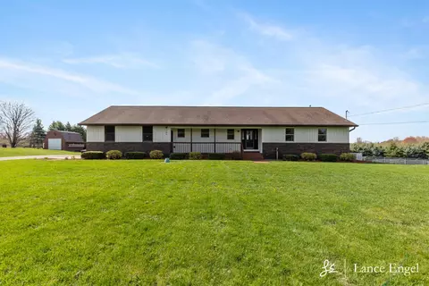 786 13 Mile, Sparta, MI 49345