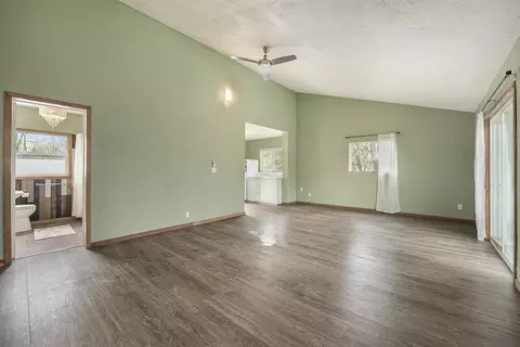 Living - 206 Earle, Belding, MI 48809 photo 3 of 3