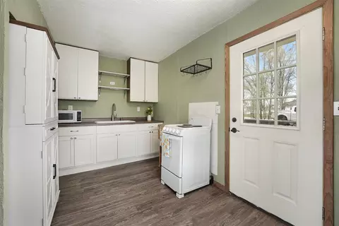 Kitchen - 206 Earle, Belding, MI 48809 photo 1 of 1