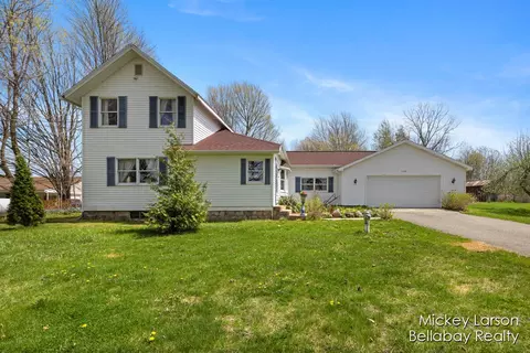 9508 Bergy, Alto, MI 49302
