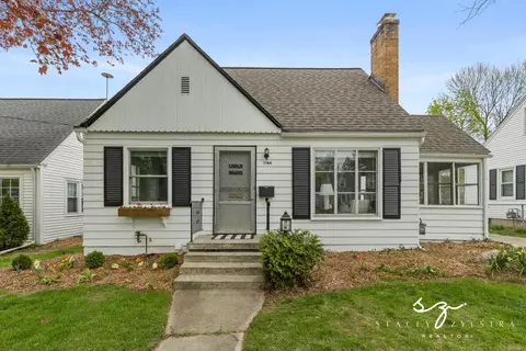 1144 Lakeside, Grand Rapids, MI 49506