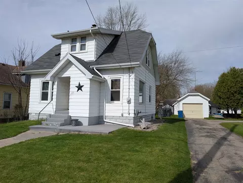 125 Mill, Coopersville, MI 49404