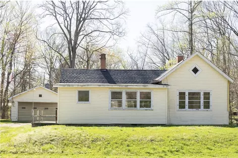 15232 Three Oaks, Three Oaks, MI 49128