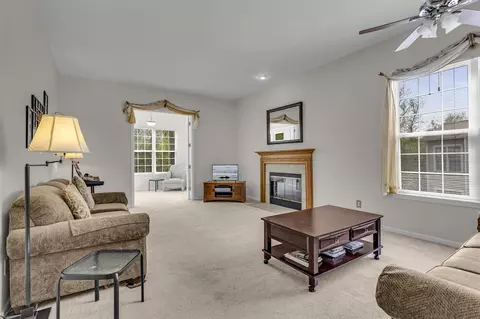 841 E Barrington, Jackson, MI 49203 photo 10