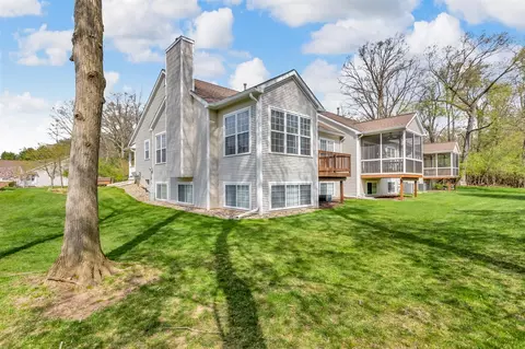 841 E Barrington, Jackson, MI 49203 photo 3
