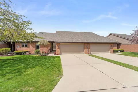 16125 Meadows, Macomb, MI 48044 photo 48