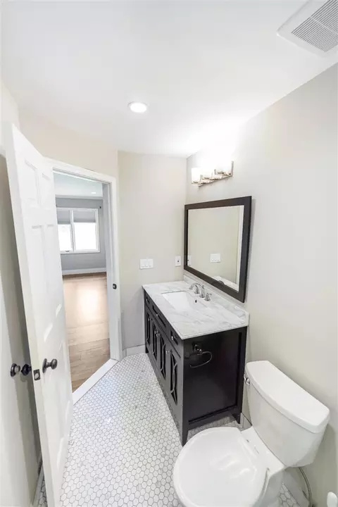 16125 Meadows, Macomb, MI 48044 photo 29