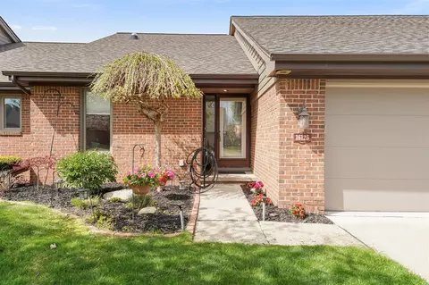16125 Meadows, Macomb, MI 48044 photo 51