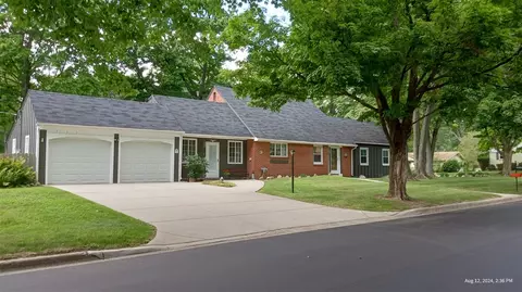 533 Allcott, Marshall, MI 49068