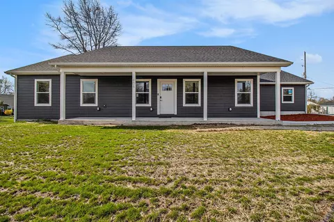 406 E Stray, Ludington, MI 49431