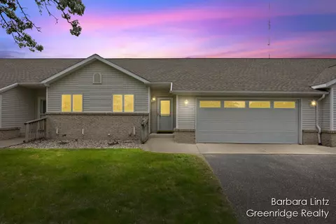 1594 Parker #27, Wayland, MI 49348
