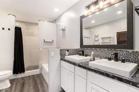 Bath - 304 S Front, Belding, MI 48809 photo 1 of 1