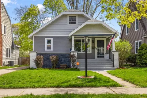 2120 College, Grand Rapids, MI 49507