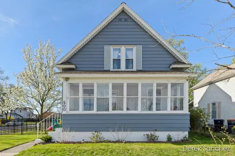400 W 21st, Holland, MI 49423