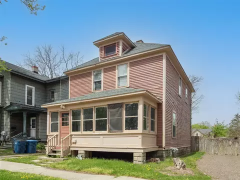 734 Mccourtie, Kalamazoo, MI 49008
