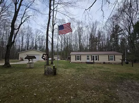 3189 S Cedar, Chase, MI 49623