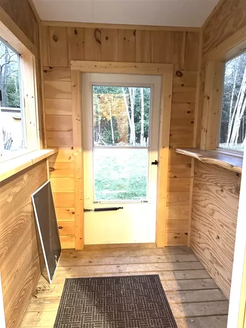 Entry Way - 264 30th, Sears, MI 49679 photo 5 of 7