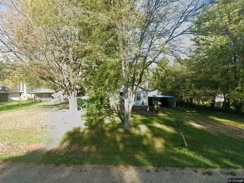 7116 Bunkerhill Rd, Jackson, MI 49201