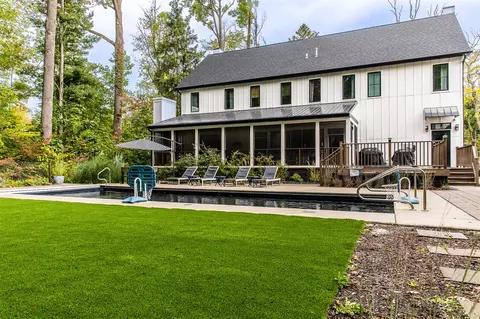 9350 Lakeside, Lakeside, MI 49116