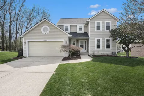 1546 Maple Holw, Kentwood, MI 49508