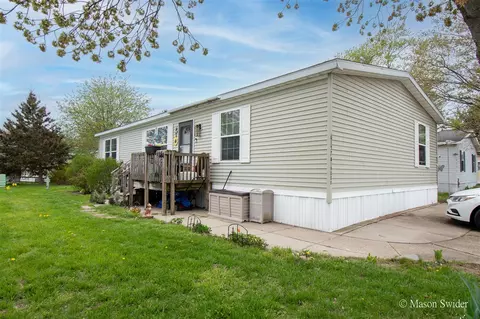 6157 Minosa, Grand Rapids, MI 49548