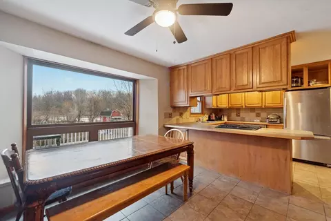 16529 Division, Marshall, MI 49068 photo 13