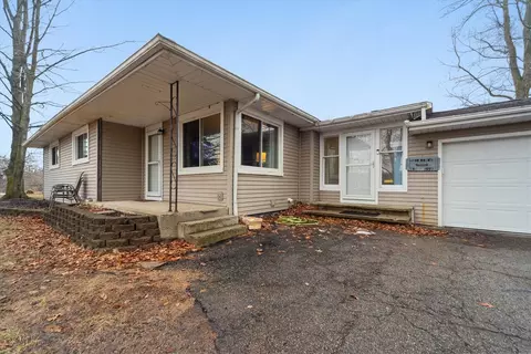 16529 Division, Marshall, MI 49068 photo 3