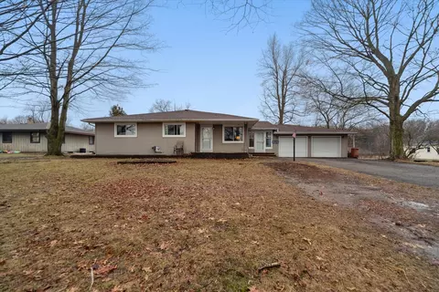 16529 Division, Marshall, MI 49068 photo 2