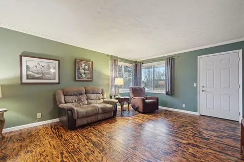 16529 Division, Marshall, MI 49068 photo 7