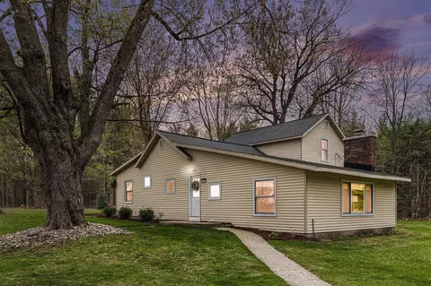 6004 76th, Zeeland, MI 49464