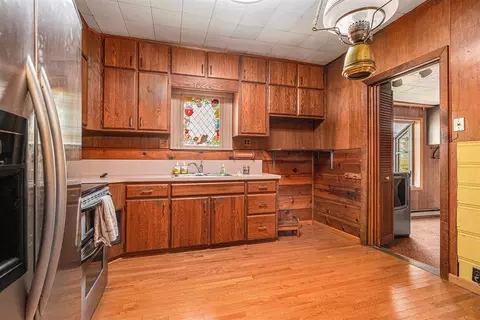 111 Clark, Buchanan, MI 49107 photo 6