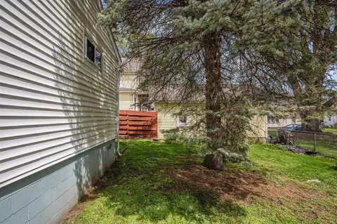 111 Clark, Buchanan, MI 49107 photo 24