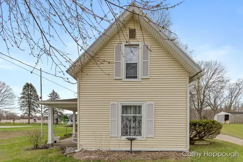 251 S Washington, Hubbardston, MI 48845