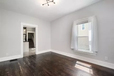 Living - 516 Emerald, Grand Rapids, MI 49503 photo 3 of 3