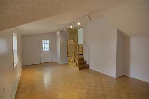 Living - 204 E Golf, Jackson, MI 49203 photo 12 of 14