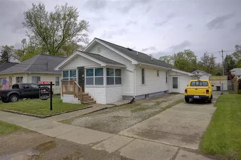 204 E Golf, Jackson, MI 49203