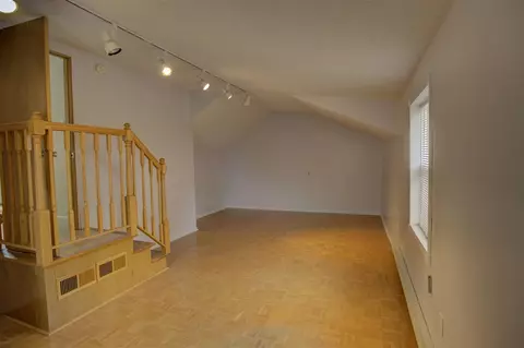Living - 204 E Golf, Jackson, MI 49203 photo 14 of 14