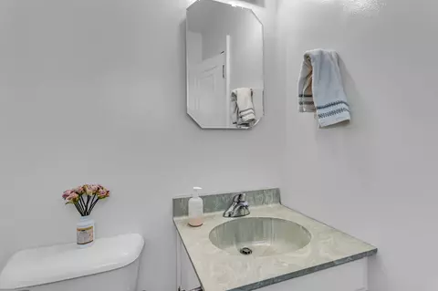 1005 Carlton, Jackson, MI 49203 photo 14