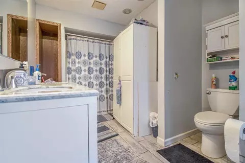 Bath - 330 6th, Three Rivers, MI 49093 photo 1 of 3